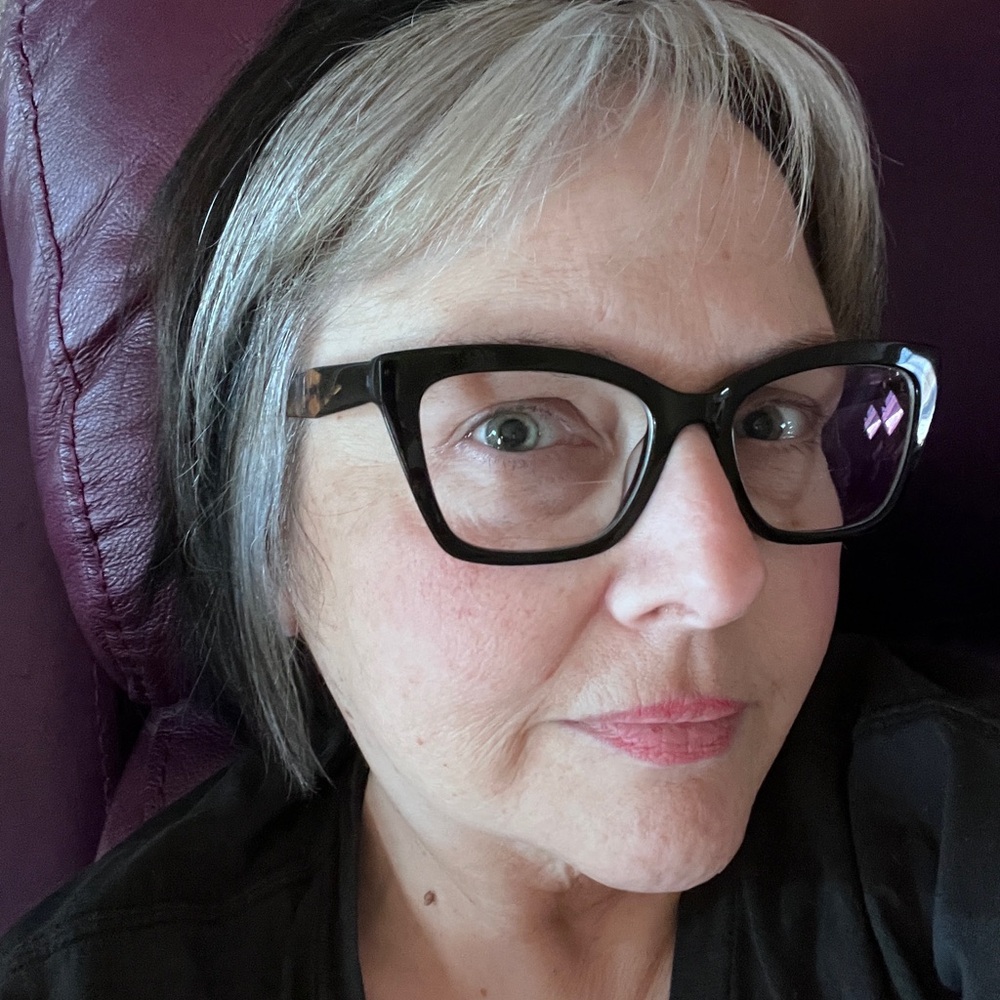 Meet your Posher, Christy